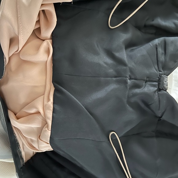 Kevan Hall Designer Gown - Picture 5 of 9